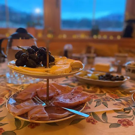 ベッド・アンド・ブレックファスト Casa45